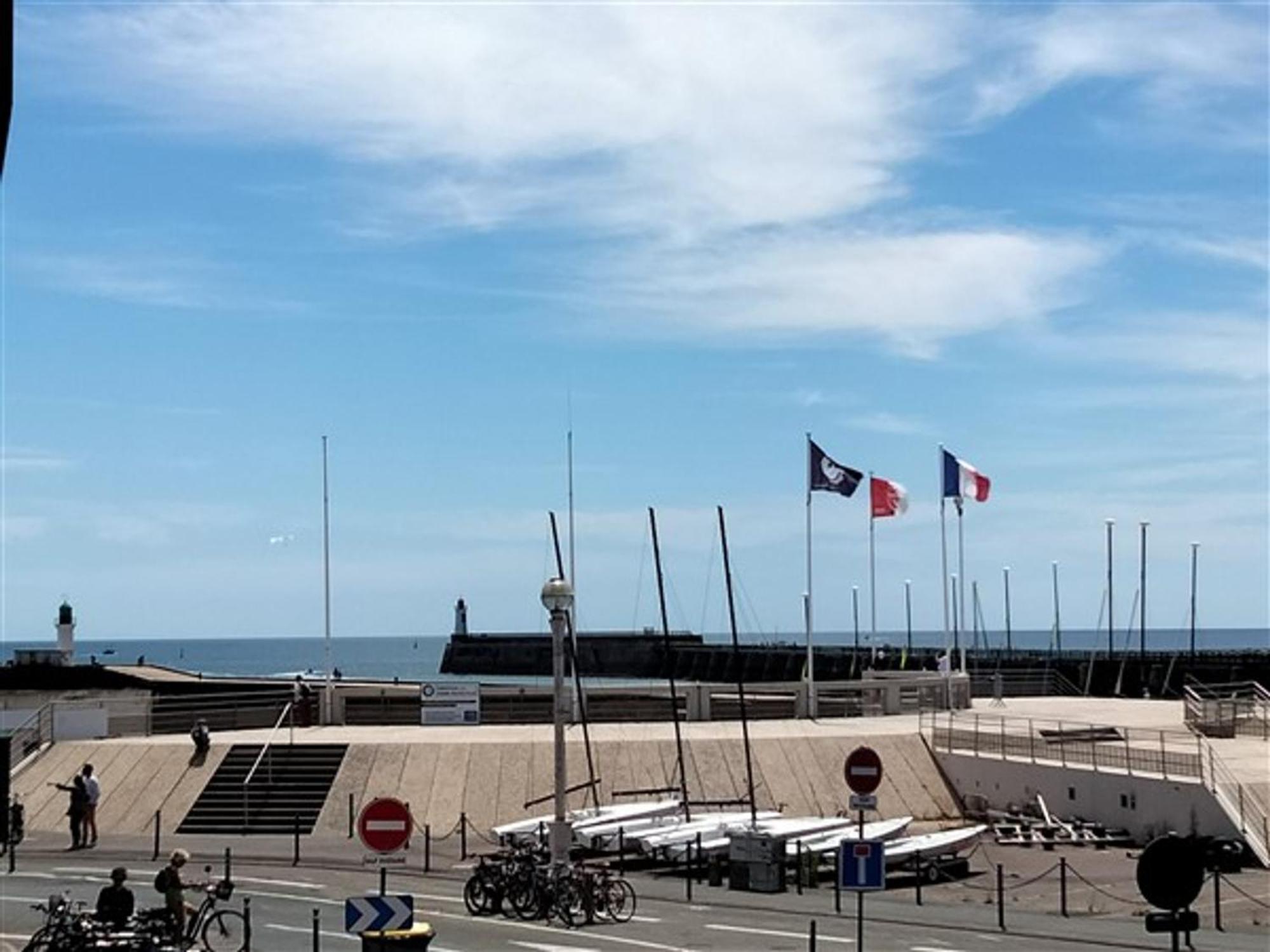 Studio Alcove - Face Au Chenal, 50M Plage/Port, 700M Centre-Ville, Capacite 3 Pers., Confort Moderne - Fr-1-331-202 Les Sables-d'Olonne Exterior photo